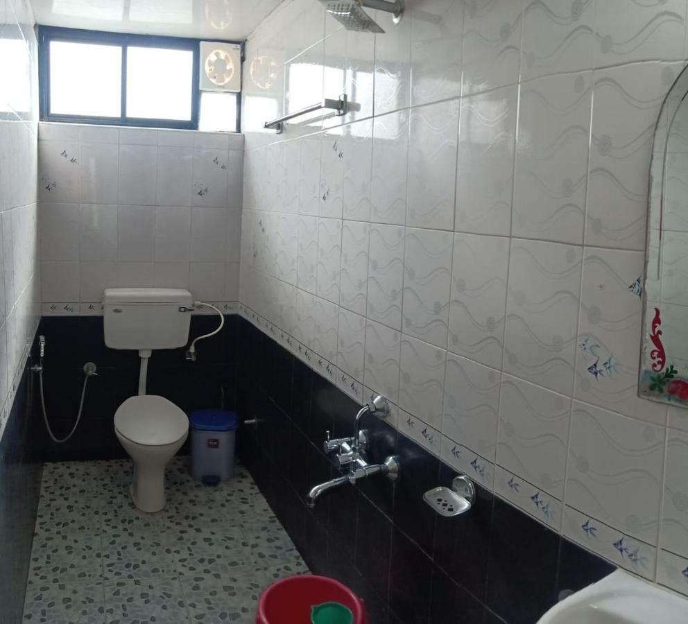 Dolphin Residency Hotell Thekkady Eksteriør bilde